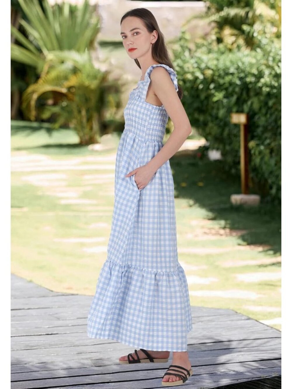 〽️Women's Sky Blue Retro Plaid Smocked Spaghetti Strap Flounce Long Maxi Dress